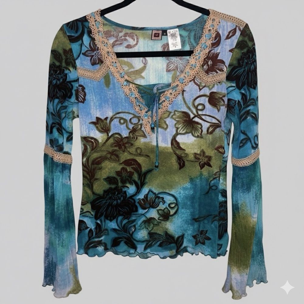FORBIDDEN top long beaded v neck long mutton type sleeve, EUC